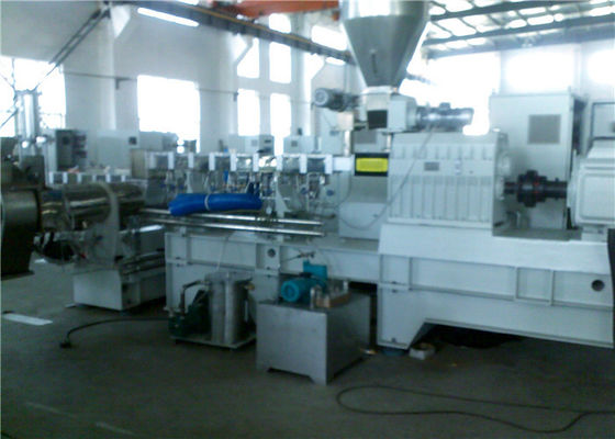 Κίνα Υψηλό παραγωγής PVC εξωθητών ικανότητας δύο επιπέδων που συνθέτει τη γραμμή 1000kg/hr προμηθευτής